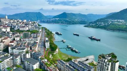 喜迎高鐵時(shí)代 探索文旅融合新路徑 構(gòu)建全域旅游新格局